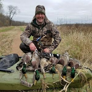 Meet your Posher, Adam